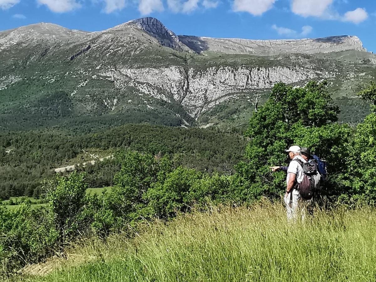La Peyregoune Blieux Esterno foto